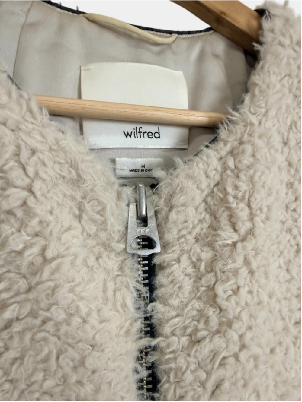 Aritzia WILFRED Chatou Sherpa Cream Vest, Casual Streetwear, Sz M - Picture 9 of 16